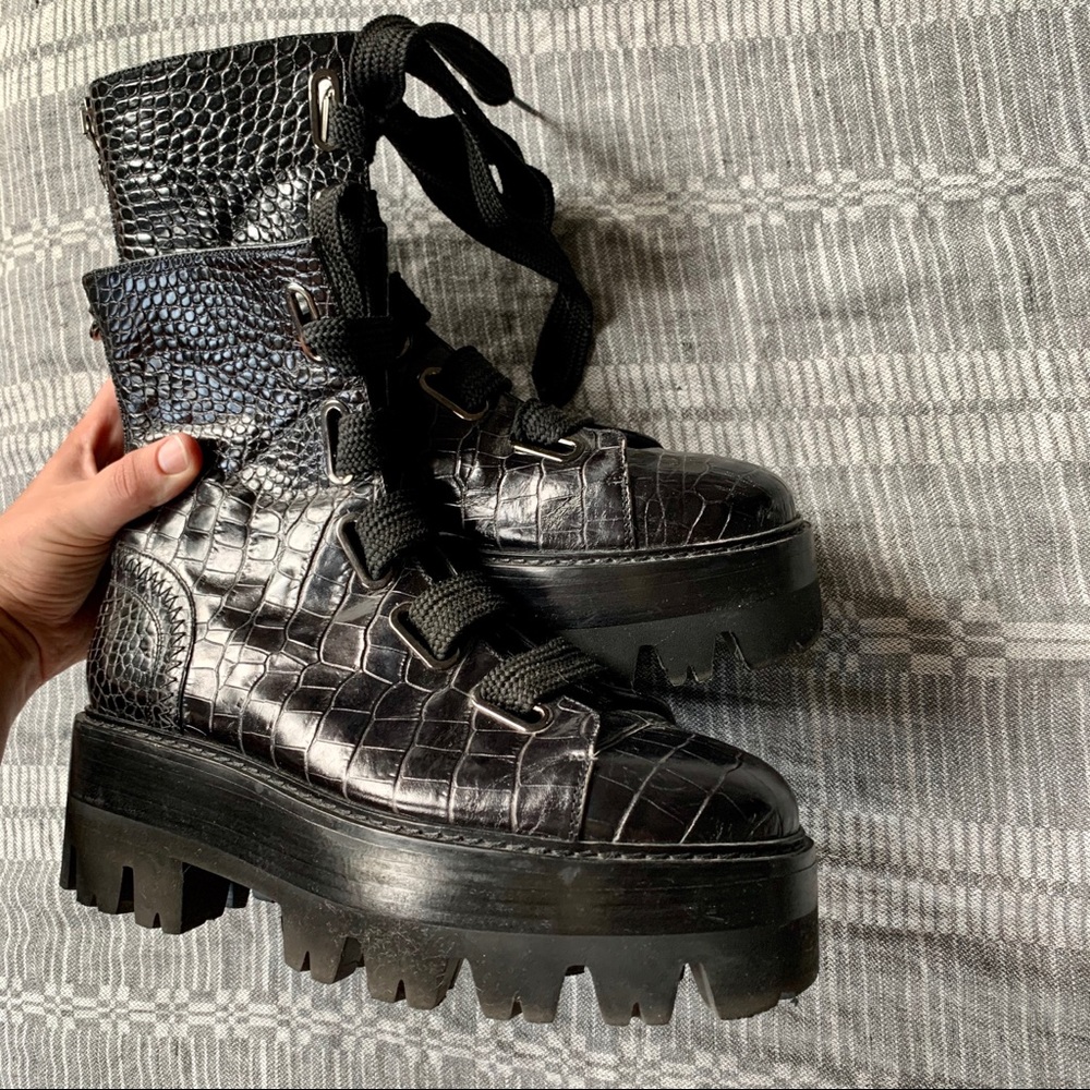 🥀SOLD🥀 Ellery Combat Boots - Picture 4 of 10
